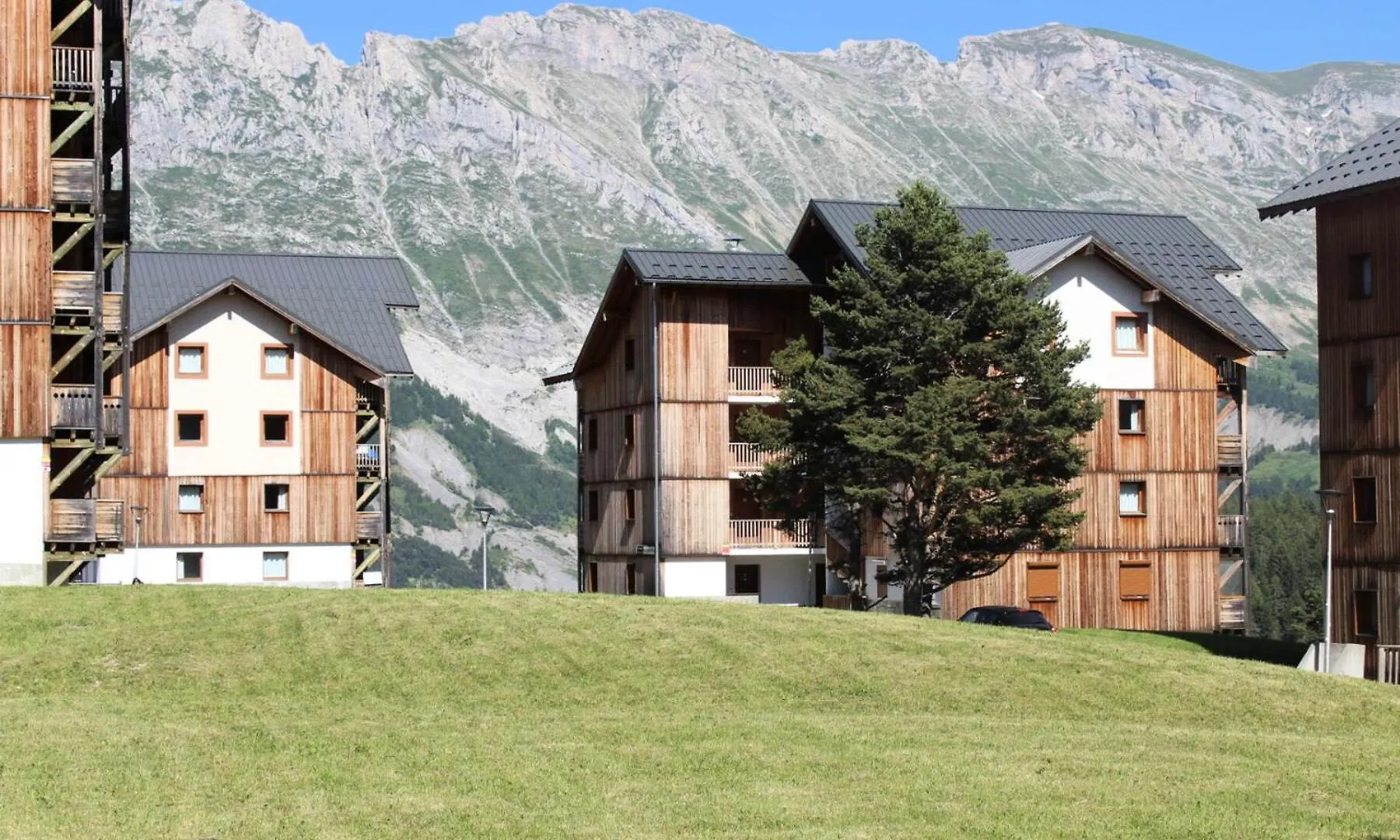 Les Chalets De Superd Bleuet - 2 Pieces Pour 6 Personnes Mae-8844 Le Devoluy 0*,